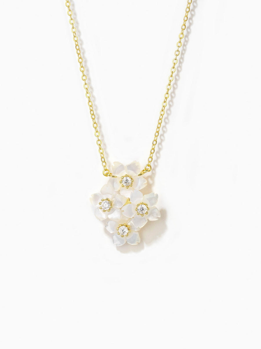 Mother of Pearl Necklaces, Flowers Necklaces, Fashion Accessories, Elegant Accessories