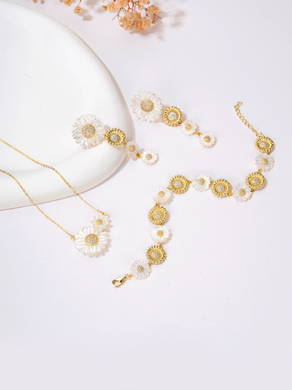 Mother of Pearl Double Flower Pendant Necklace