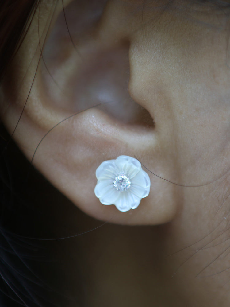 Delicate Hand-carved Mother of Pearl Flower Stud Earrings