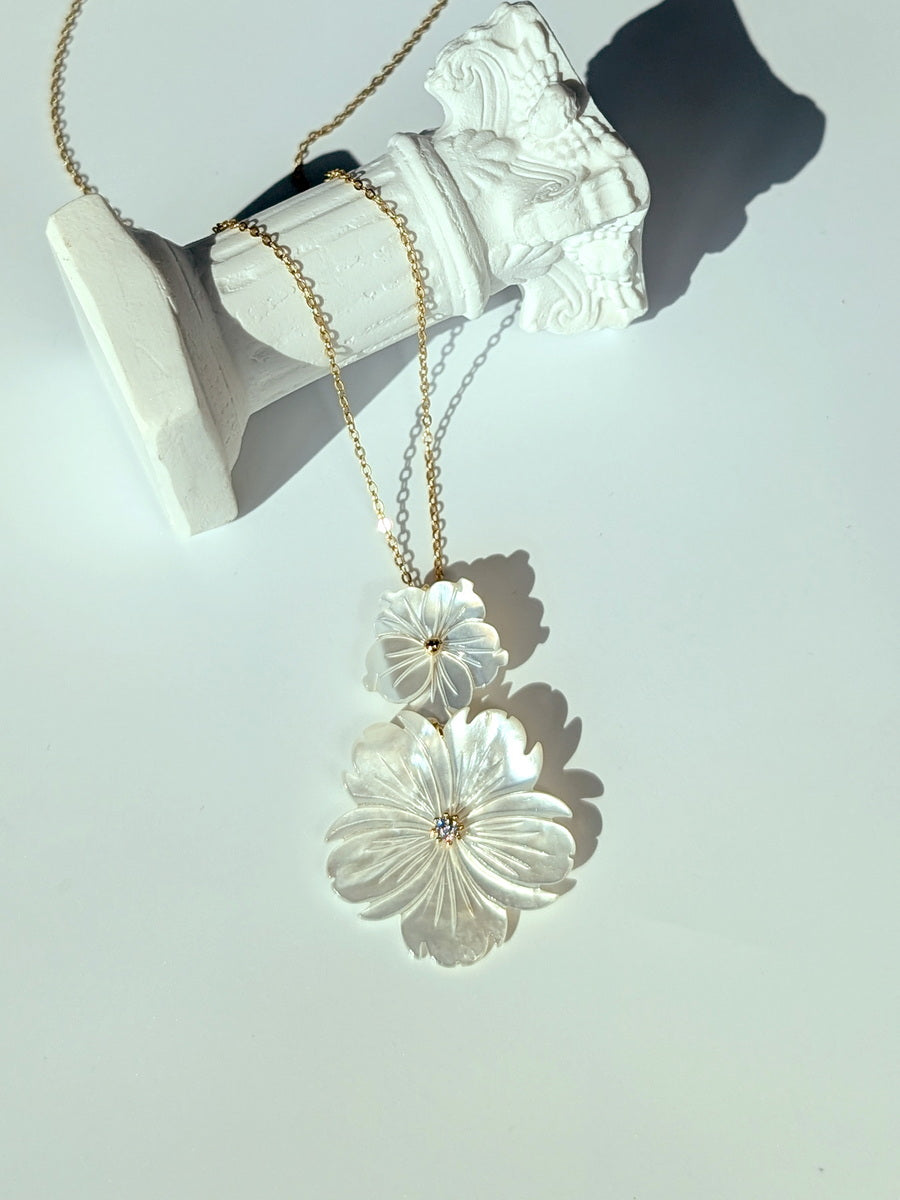 Double Flower Mother of Pearl Necklace