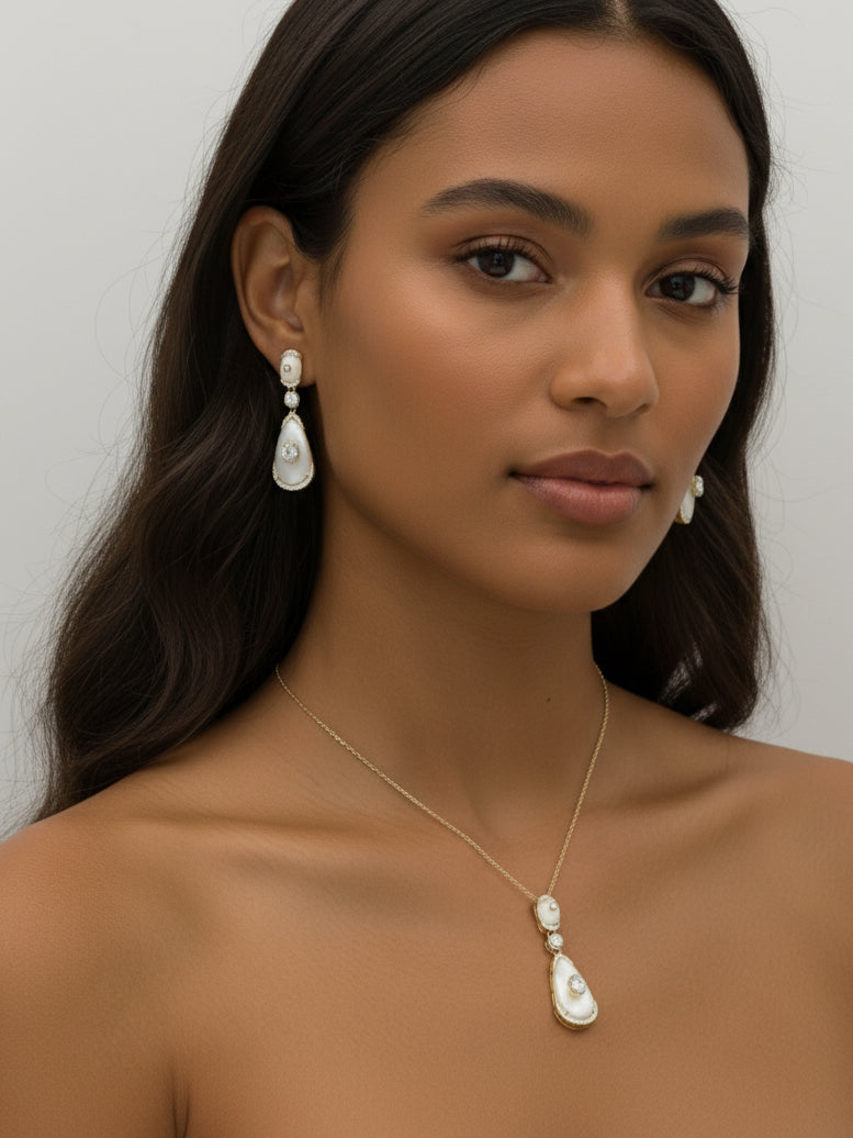 Mother of Pearl Tear Drop Necklaces