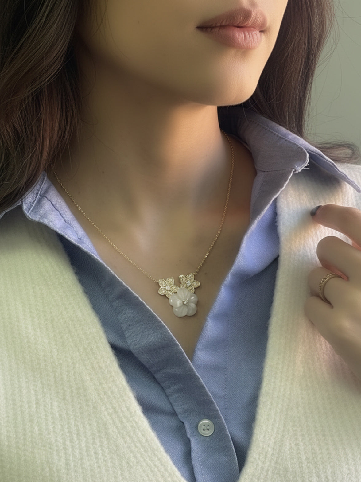 Premium Mother of Pearl & CZ Flower Pendant Necklace