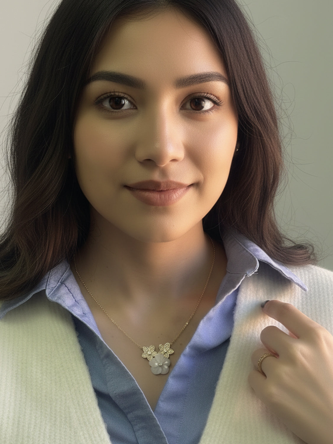Premium Mother of Pearl & CZ Flower Pendant Necklace