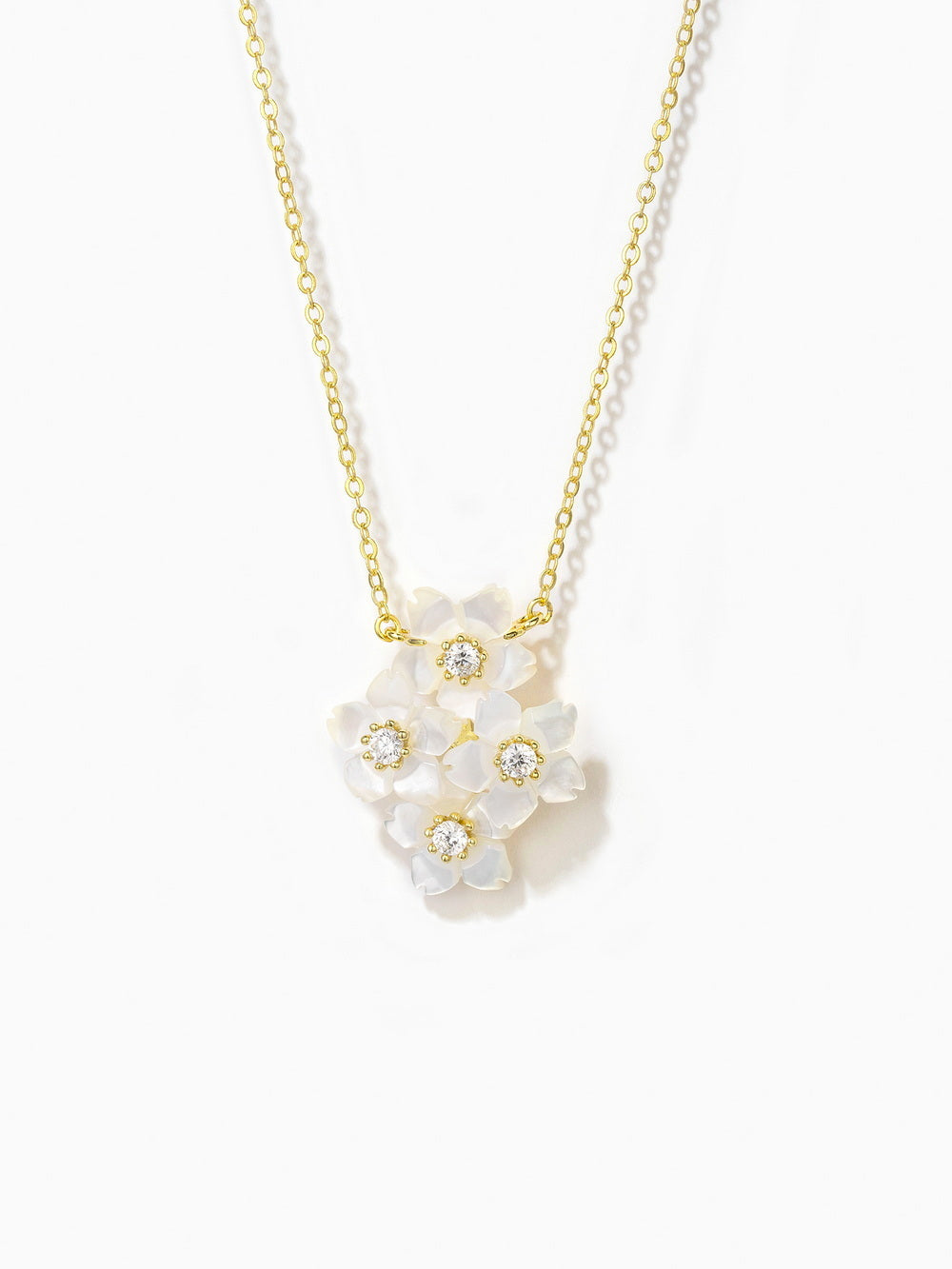 Mother of Pearl Four Flowers Necklaces