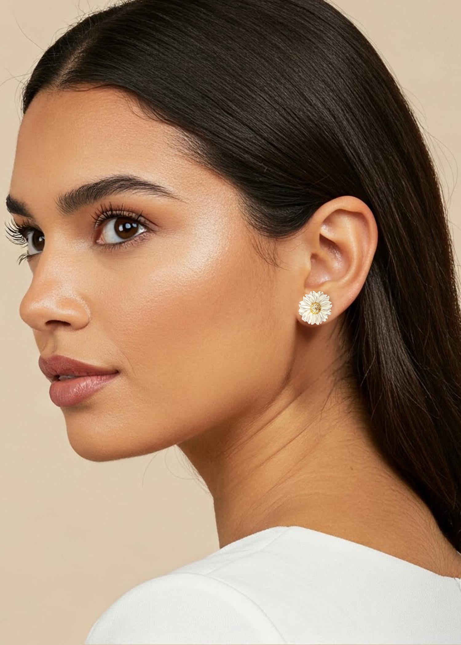 Mother of Pearl Cute Flower Shiny Studs Earrings